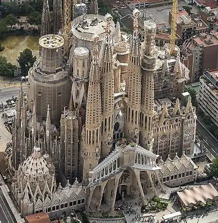 Así será la Sagrada Familia en el año 2026